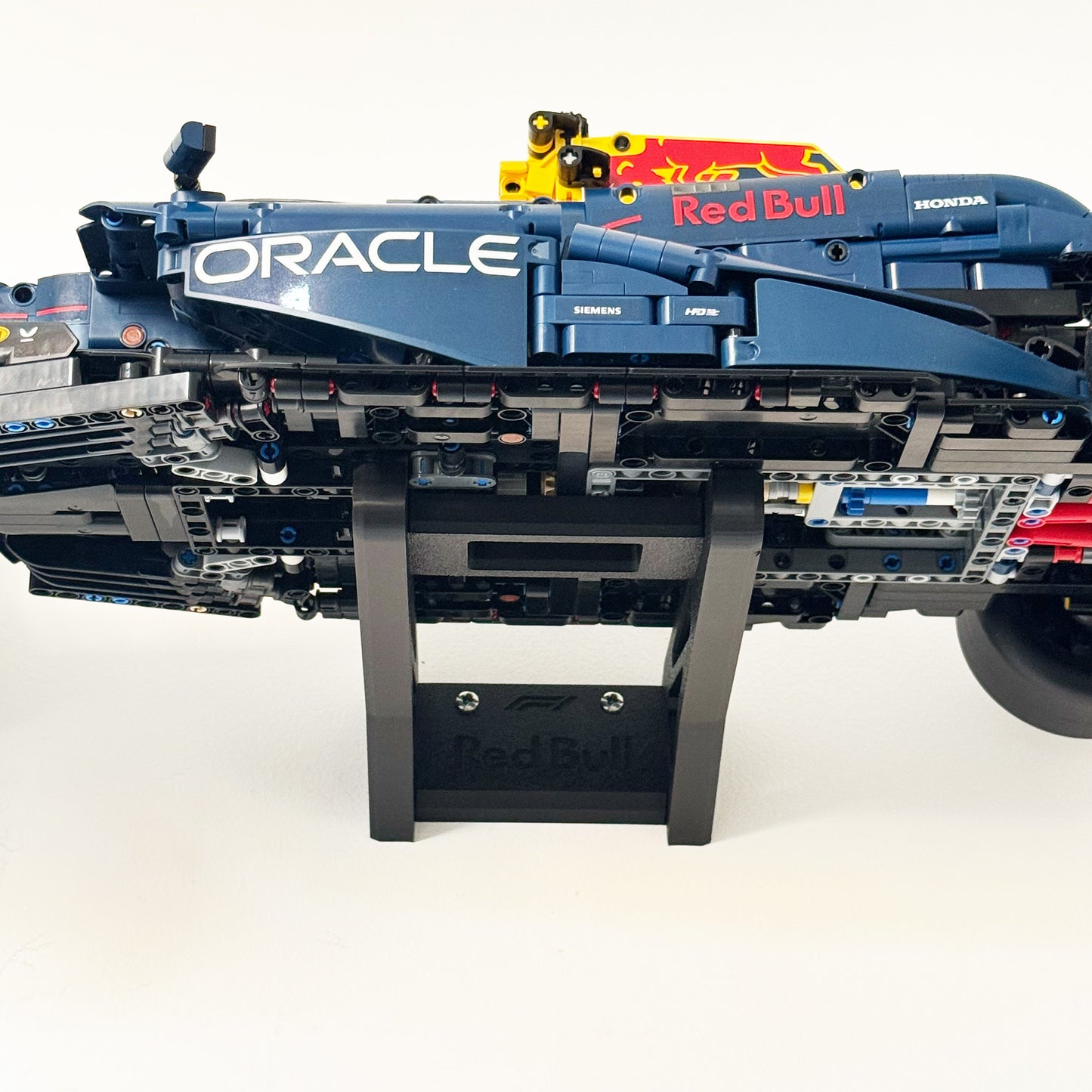 Angled Wall Mount for LEGO® Technic Oracle Red Bull Racing RB20 F1 Car (42206)