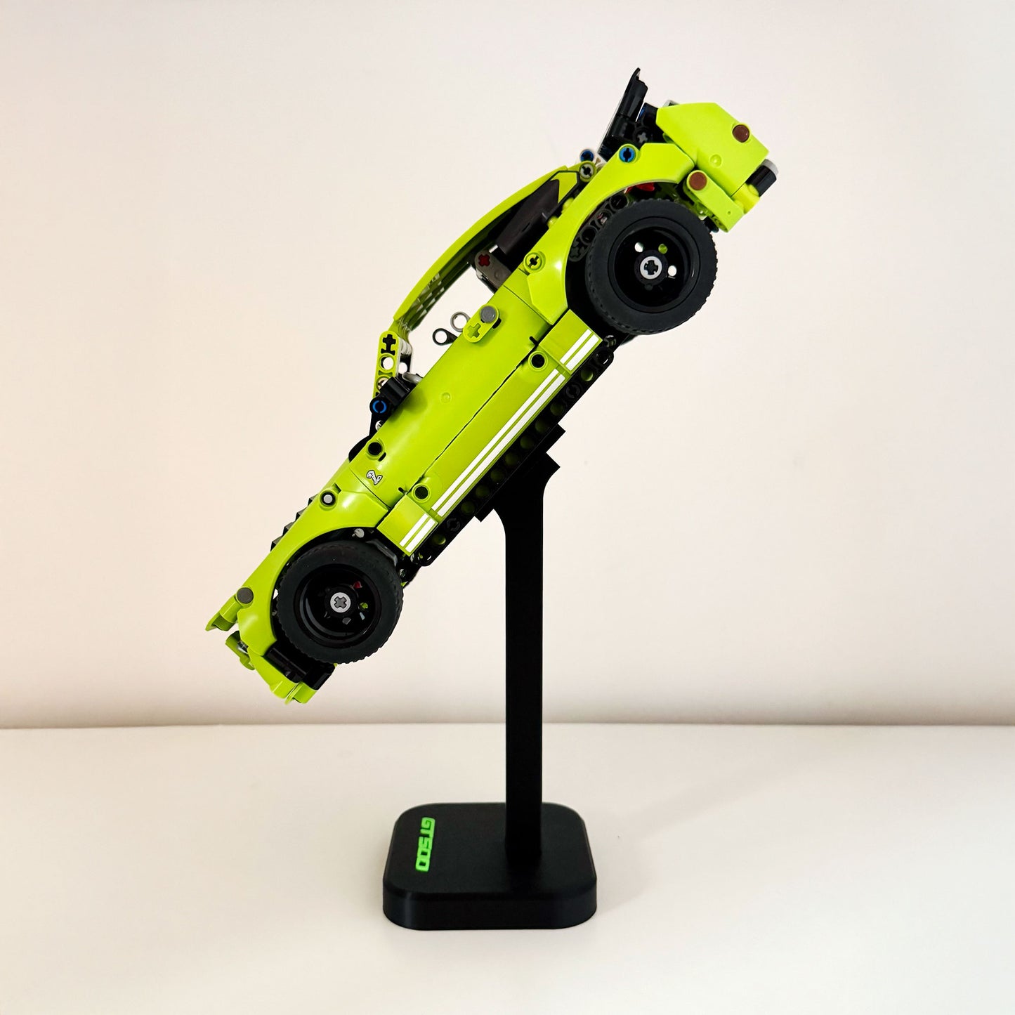 Elevate Display Stand for LEGO® Technic Ford Mustang Shelby GT500 (42138)