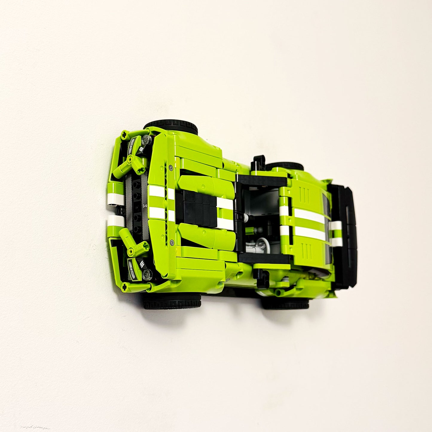 Horizontal Wall Mount for LEGO® Technic Ford Mustang Shelby GT500 (42138)